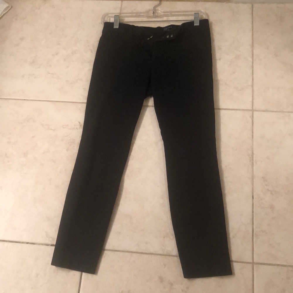 Gap Ankle length pants